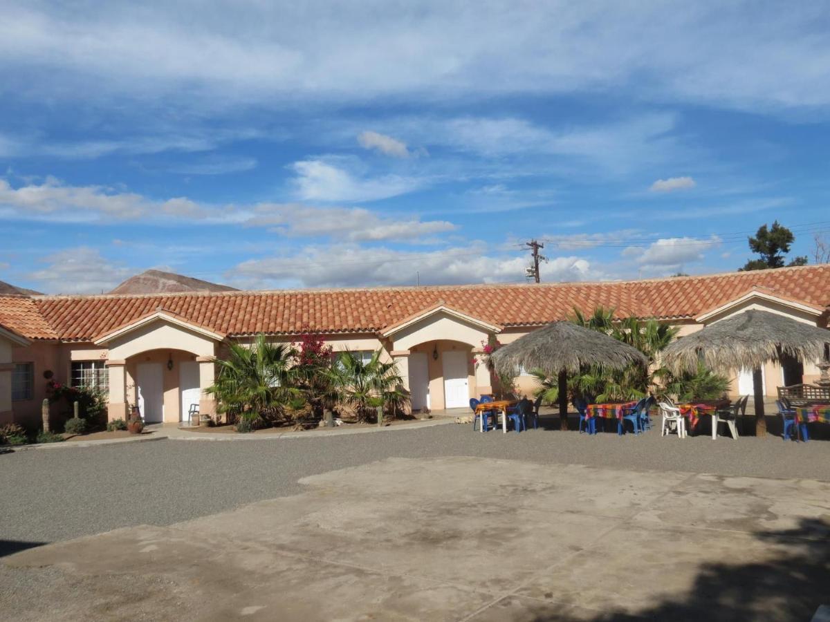 Costa Del Sol Hotel & Sportfishing Bahia de Los Angeles エクステリア 写真